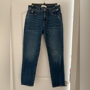 NWOT Abercrombie & Fitch Dark Blue Boyfriend Mid Rise Jeans
